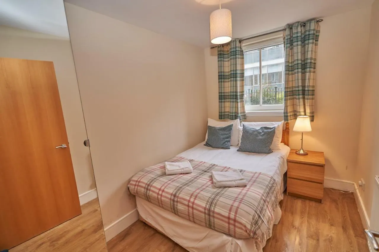 Castle Apartment - Annandale Edinburgh 0*,  Storbritannien