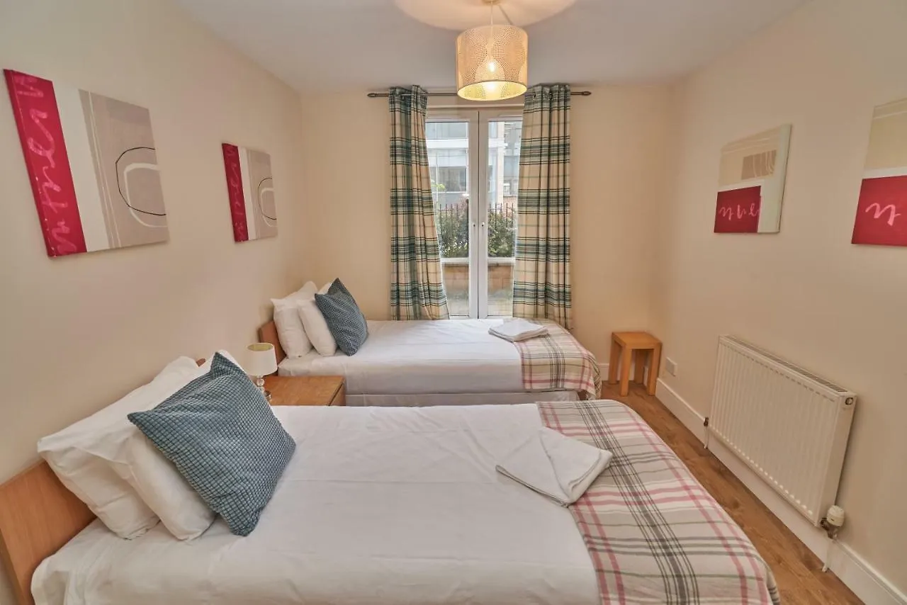 Castle Apartment - Annandale Edinburgh United Kingdom